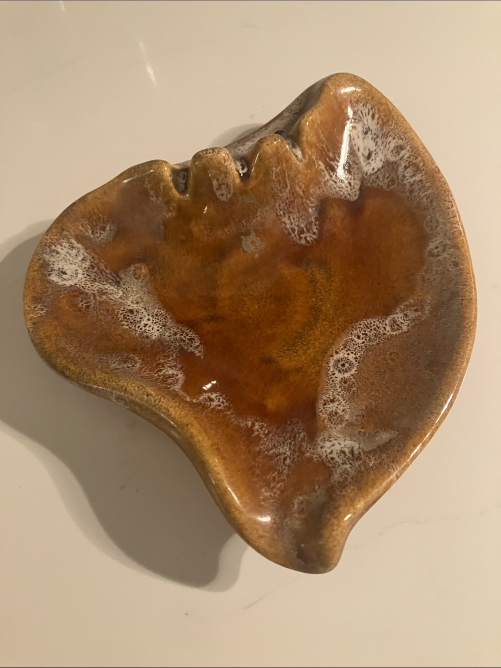 Artisan Brown Ceramic Ashtray with Creamy White Glaze Vintsge
